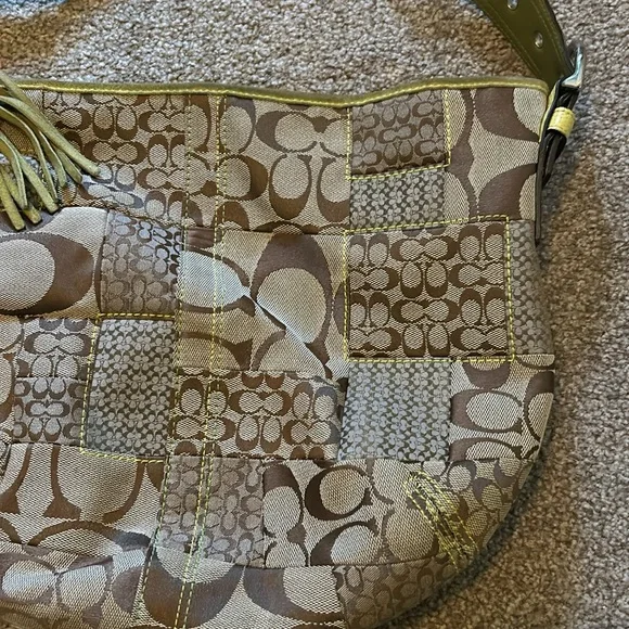 Vintage Coach Exotics Collection Lime green trim zipper closure Hobo bag - Picture 10 of 11